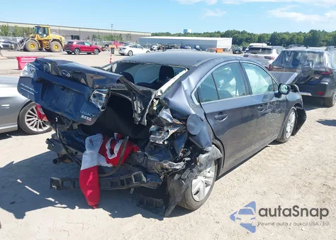 2017 Subaru Legacy 2.5I z USA, uszkodzony, nr VIN 4S3BNAA68H3052554